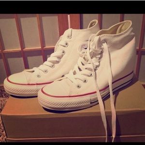 LIKE NEW: Converse Women’s Wedge High Top Sneakers